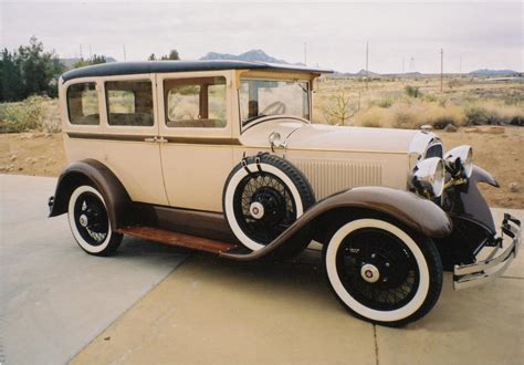 1928 Studebaker Dictator - Information and photos - MOMENTcar