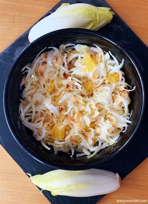 Endive salad recipe with oranges and almonds: a simple vegan starter