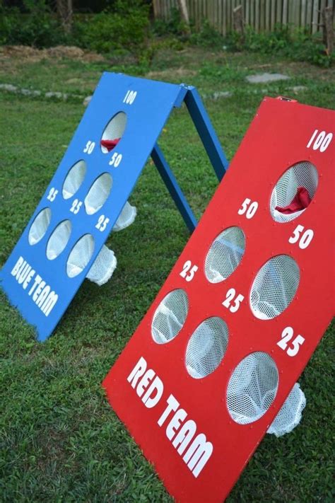 How to Make a DIY Backyard Bean Bag Toss Game (con imágenes) | Juegos de kermes, Juegos para ...