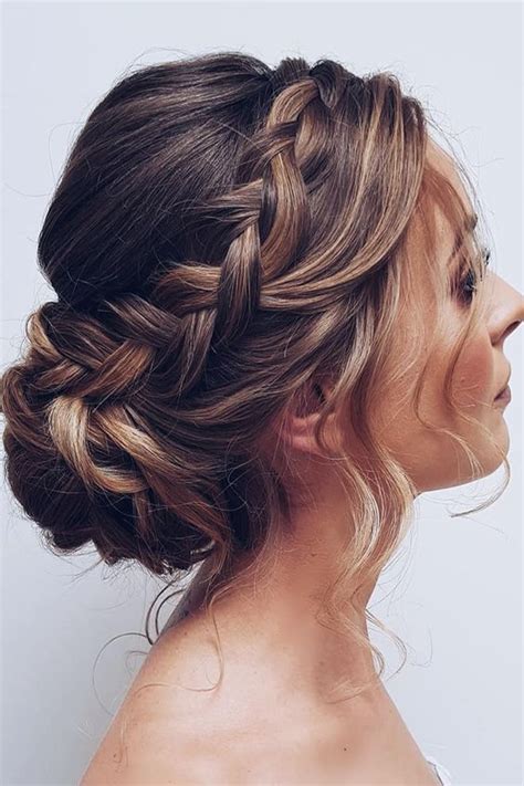 Wedding hairstyles & bridal hairstyles | Get inspired | ShoeStories