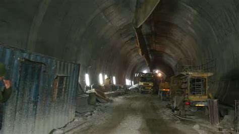 Uttarkashi Tunnel Collapse: New Drill Machine Shows Significant Results, Raises Hopes As Rescue ...