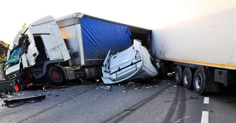 Truck Accident Attorney New Mexico: The Best Las Cruces 18 Wheeler Accident Lawyer