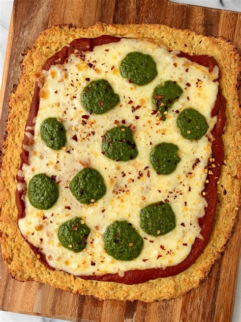 The BEST Cauliflower Pizza Crust (dairy-free + gluten-free) - rachLmansfield