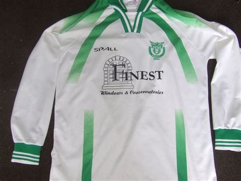 Bognor Regis Town Home football shirt 2000 - 2001.