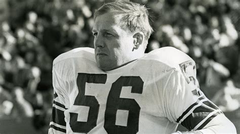 Joe Schmidt, Detroit Lions star in 1950s, dies at 92 years old