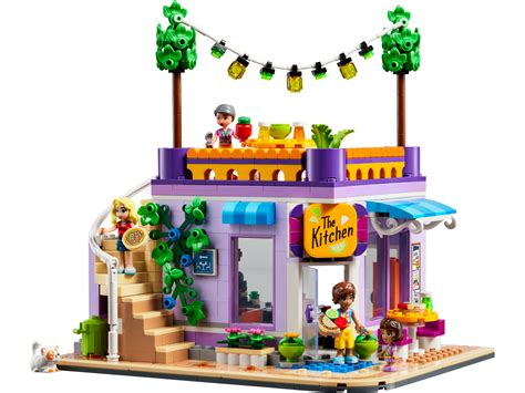 Heartlake City Community Kitchen 41747 | Friends | Buy online at the Official LEGO® Shop US