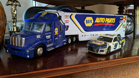 Got this Chase Elliott 1:24 scale hauler today from RaceCarGraveYard on Instagram. Plastic, but ...