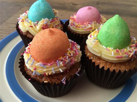 Colourful unicorn poop cupcakes - the-gingerbread-house.co.uk