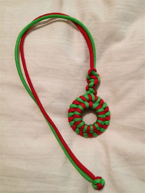 Paracord Necklace 2 by NJ | Paracord necklace, Paracord projects, Paracord