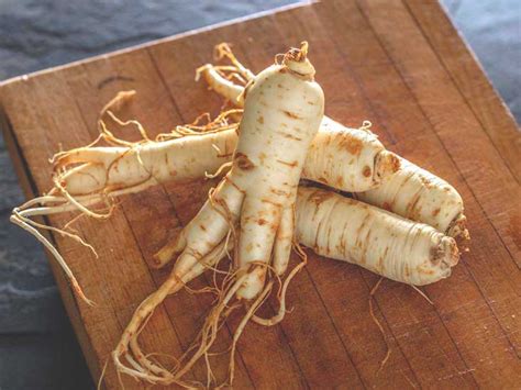 7 Proven Health Benefits of Ginseng