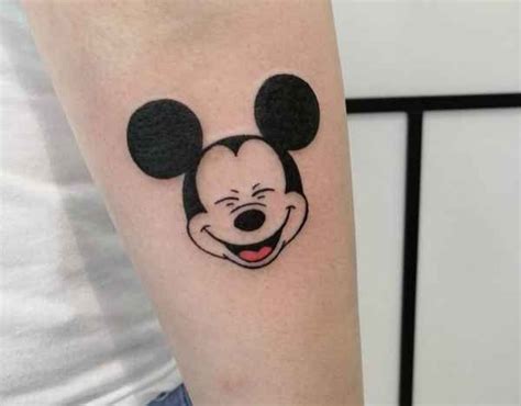 Tatuaż myszka – znaczenie, historia, 25 zdjęć | Tatuagem mickey ...