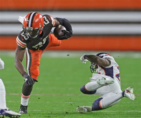 Best photos from the Browns Week 7 win over the Broncos