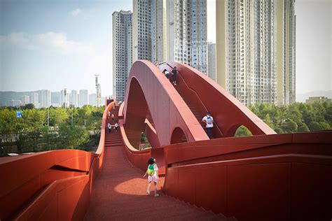 Playful Architectural Bridge in China – Fubiz Media