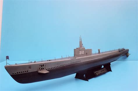 USS Gato SS-212 1941 1:144 - FineScale Modeler - Essential magazine for scale model builders ...