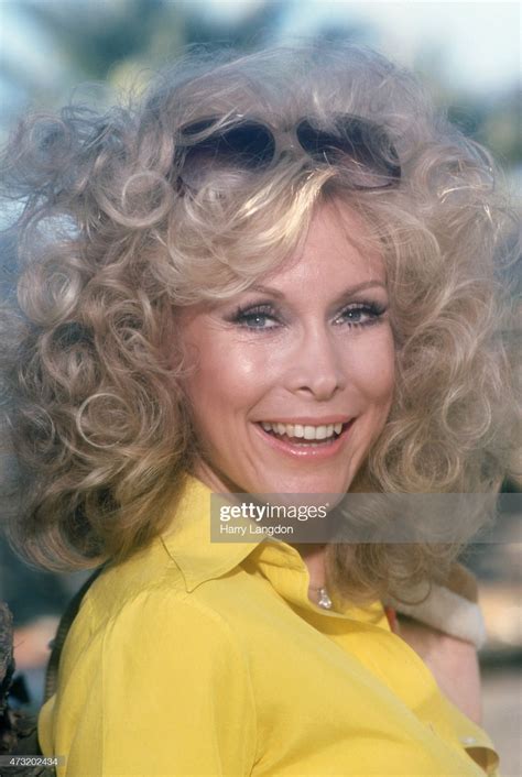 Actress Barbara Eden poses for a portrait in 1990 in Los Angeles ...