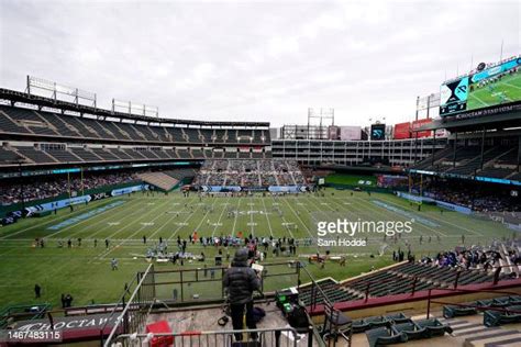 Choctaw Stadium Photos and Premium High Res Pictures - Getty Images