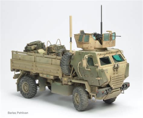 M1078 LMTV Low Signature Armored Cab (LSAC) Trumpeter 1/35 (November ...