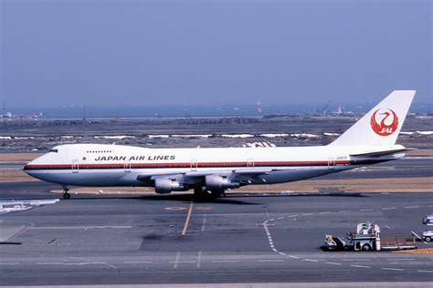 日本航空 Boeing 747SR JA8118 羽田空港 航空フォト | by blowgunさん 撮影1986年03月01日