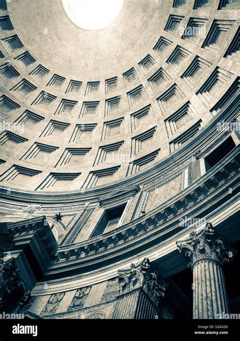 Inside the Pantheon, Rome Stock Photo - Alamy