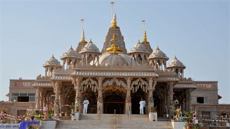 Top 30 Famous Temples in India: Tour My India