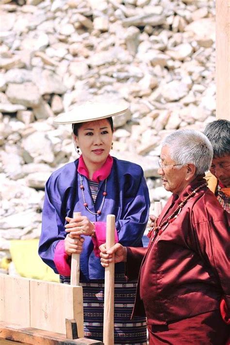 A beautiful photograph of Her Majesty the Queen Mother Gyalyum Ashi Tshering Yangdon Wangchuck ...