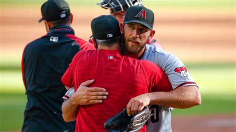 Madison Bumgarner throws seven-inning 'no-hitter' vs. Braves; here's ...