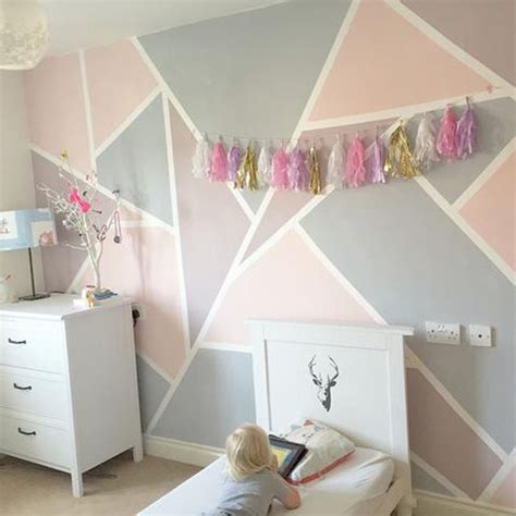 24 Wall Decor Ideas for Girls' Rooms