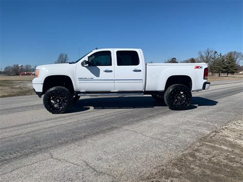 Used 2011 GMC Sierra 2500HD Denali Crew Cab 4WD for Sale in Sedalia MO ...