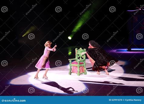 Disney on Ice, Rapunzel, Des Moines, Iowa, November 2015 Editorial Image - Image of disney ...