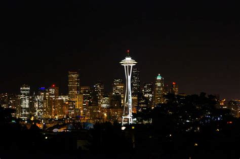 FotoFriday: The Seattle Skyline by Night