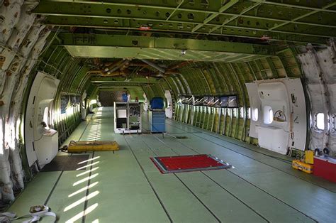 Now boarding: Inside NASA's Boeing 747 Shuttle Carrier Aircraft | collectSPACE | Aircraft ...