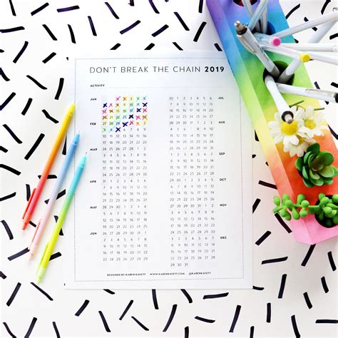 Don't Break the Chain 2019 Calendar | New Years Resolution Motivation | Broken chain, Dont break ...