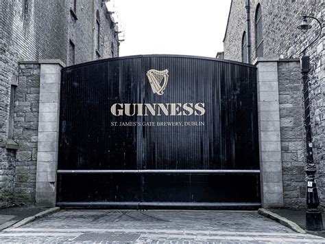 Guinness Factory Tour - Enjoying The Perfect Pint In Dublin | CarpeDiemEire