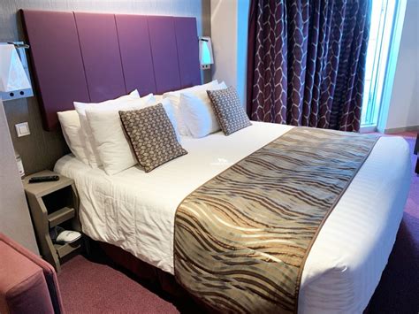 MSC Seaside Suite with Whirlpool Bath Stateroom Details