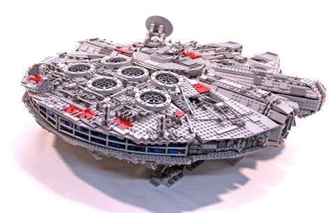 Ultimate Collector's Millennium Falcon - LEGO set #10179-1 (Building Sets > Star Wars > Ultimate ...