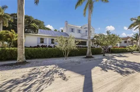 The historic Florida beach house of Henry F. du Pont is now for sale ...