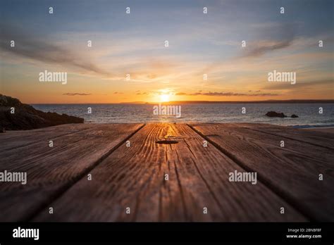 Table Top Sunrise Stock Photo - Alamy