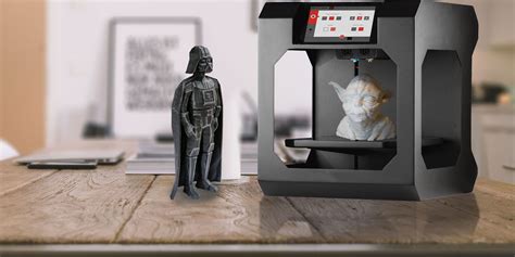 15 Awesome Star Wars Props You Can 3D Print