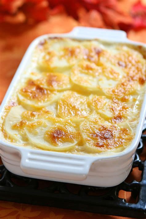 Cheesy Scalloped Potatoes - Erren's Kitchen