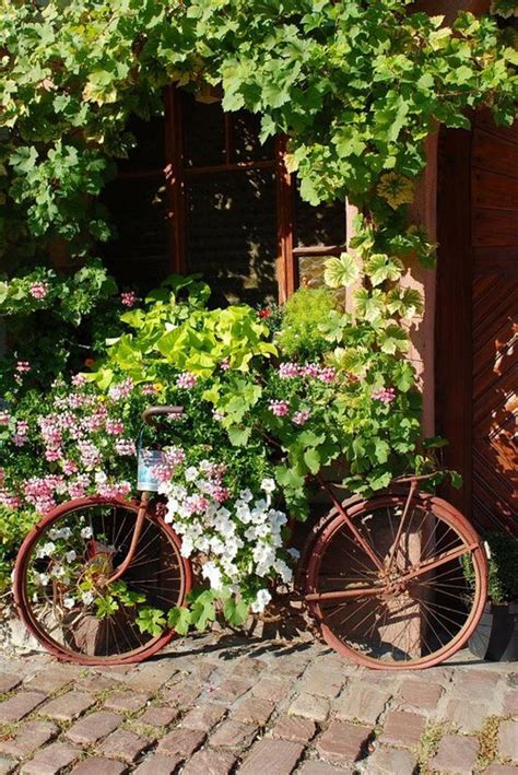 Brilliant Bicycle Decor for The Home or Garden | The Cottage Market