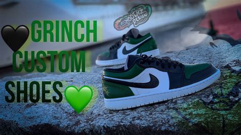 Grinch (CUSTOM DUNKS) 💚🖤 #fypシ #customshoes - YouTube