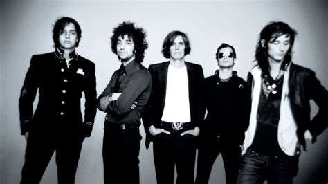 The Strokes announce New EP 'Future Present Past'