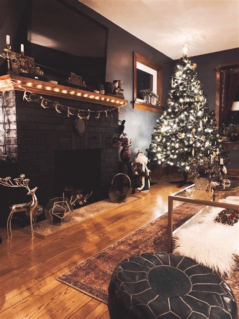 Our cozy Christmas living room : r/CozyPlaces