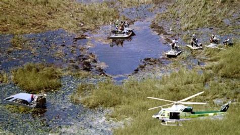 Full Rigor: Reliving 1996 ValuJet crash in Everglades, fugitive ...