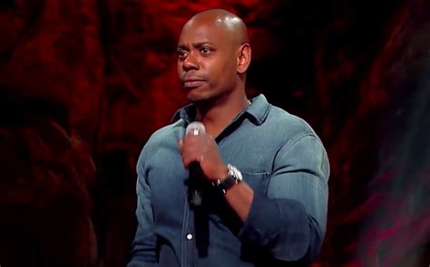 Dave Chappelle Defends DaBaby In Netflix Show - MTO News