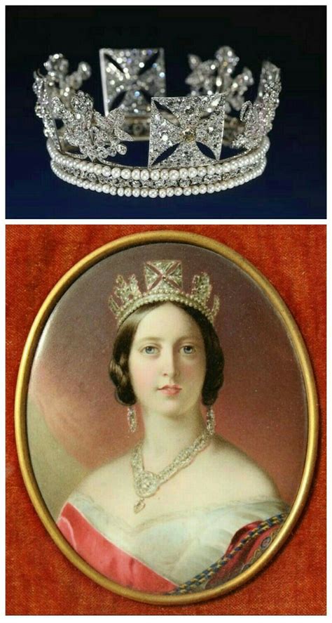 Reina Victoria del Reino Unido | Royal crown jewels, Royal family jewels, British crown jewels