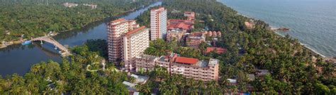 Ashram - Amma, Mata Amritanandamayi Devi