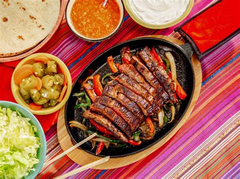 Skirt Steak Fajitas Recipe | Jeff Mauro | Food Network