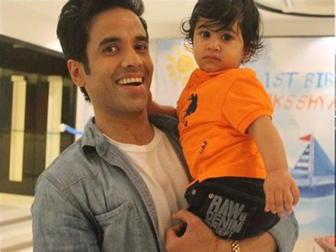 Tusshar Kapoor Age, Height, Girlfriend, Wife, Family, Biography & More » StarsUnfolded