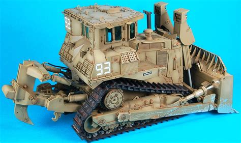 D9R Armored Bulldozer | IPMS/USA Reviews